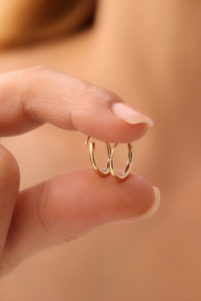 GENORO JEWEL 14 Ayar Altın Gizli Kilit Düz Minik Halka Küpe