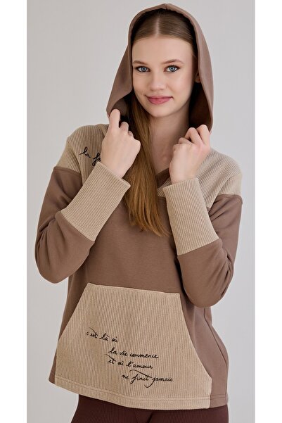 Sortie جيب كنغر للسيدات، كتابة مطبوع، تريكو بقطع قماش مخيطة معاً بني بغطاء رأ...