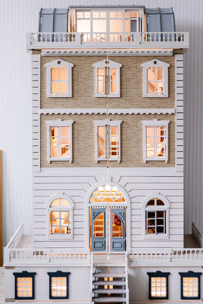 Little Forest Animals House of New York Dollhouse