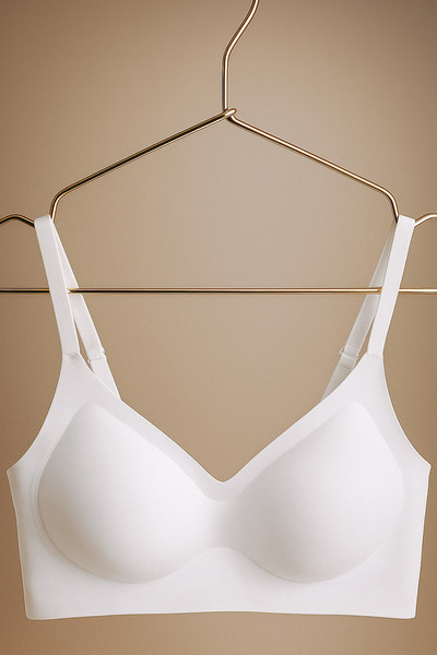 HEROSE حمالة صدر غير مرئية بدون أسلاك مع وسادة قابلة للإزالة مصنوعة بتقنية القطع بالليزر