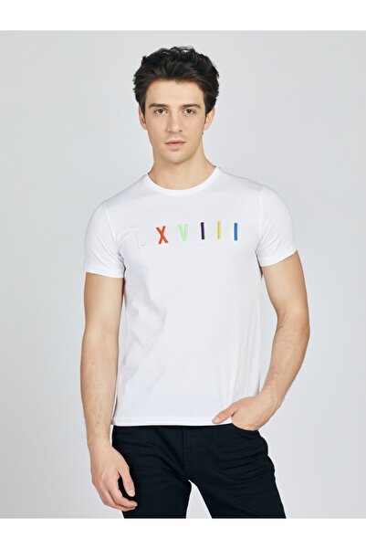 Loft Men's White Printed T-Shirt 2024890