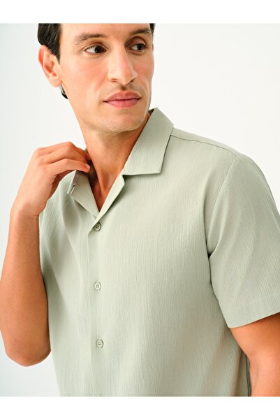Loft Comfortable Cut Men's Shirt - Sleeves