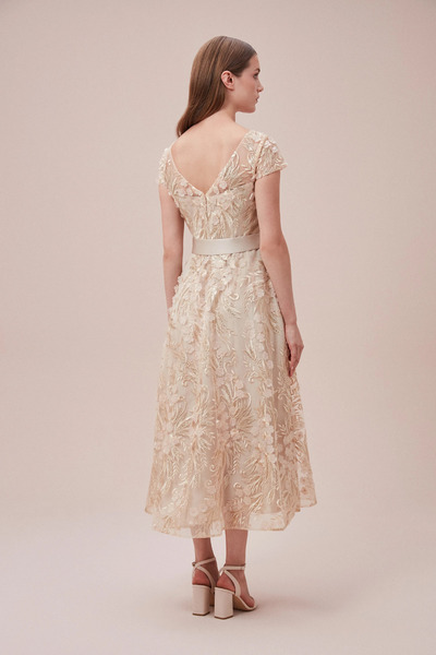 Oleg Cassini Lace Embroidered Short Sleeve Midi Dress