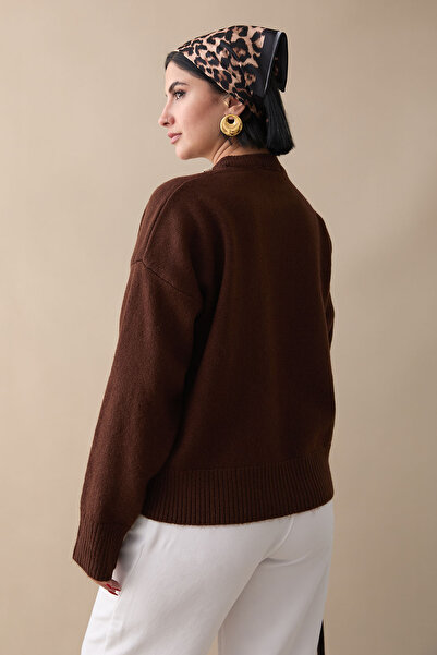 InStyle Deniz Kabuğu Taşlı Acı Kahve Triko Kazak