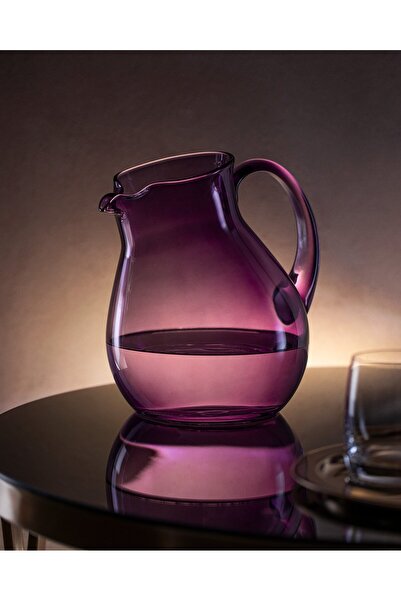 Madame Coco Handgefertigter Glaskrug Emeline