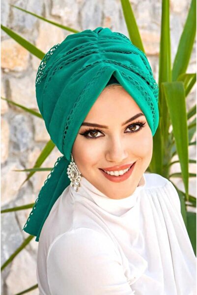 Aişe tesettür Bahar Yeşili File Tokalı Bone