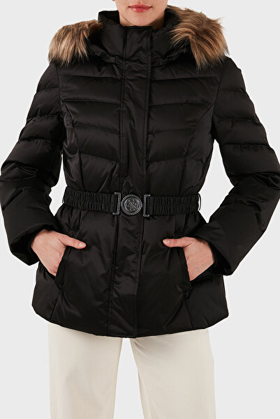 Guess Marina Regular Fit Çıkarılabilir Kapüşonlu Kemerli Mont W5BL31W2802 MONT W5BL31 W2802 JT