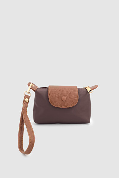Wuclo Yulie Metal Accessory Detailed Zipper and Magnet Closure Parachute Fabric Women's Hand Wallet Bitter Brown