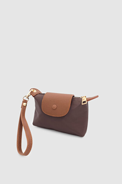 Wuclo Yulie Metal Accessory Detailed Zipper and Magnet Closure Parachute Fabric Women's Hand Wallet Bitter Brown