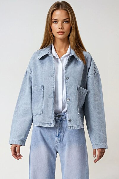 VAGGON Light Blue Double Pocket Button Closure Denim Jacket