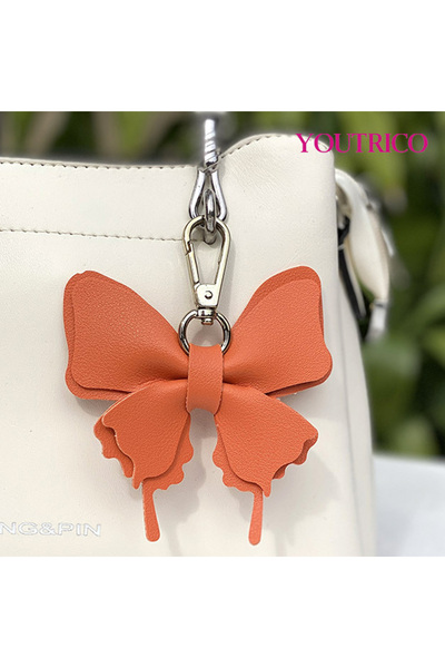 Youtrico Handmade, keychain accessories, gifts, bag charms for students, commuter bag accessories.