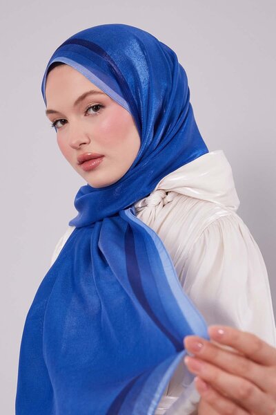 Levidor Saks Color Gradient Amber Shawl