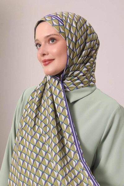 Levidor Oil Green Triangle Pattern Club Shawl