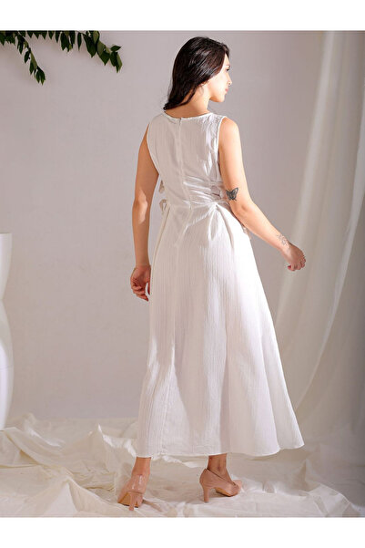 Freehand By Styli Women White Textured Maxi Dress