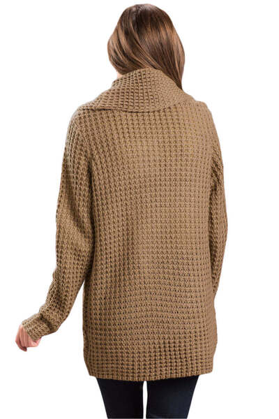 WildFashion Knitted sweater with a wrap look and wide collar BL1002-14