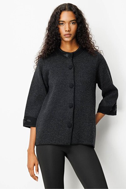 Desen Triko Women's Stand Collar Sleeve and Collar Embroidered Wool Coat Black