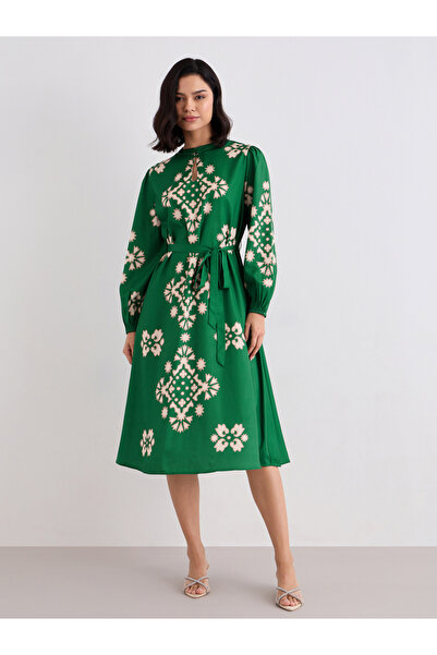 Styli Green Geometric Print Midi Dress