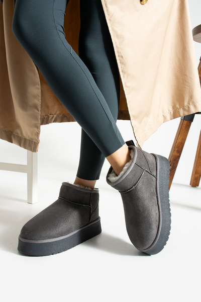 COMFORT OF PANTOFOLE BOTY Z NUBUKU