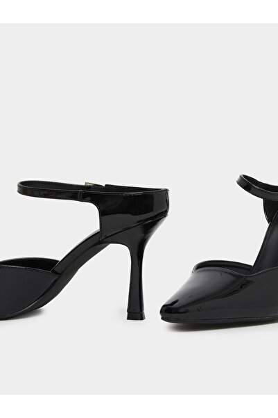 Raid By Styli Harler Black Ankle Strap Pointed Toe Shoes