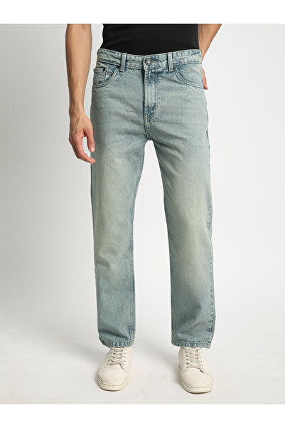 Bene Kleed By Styli Men Relaxed Fit Clean Look Tinted Jeans