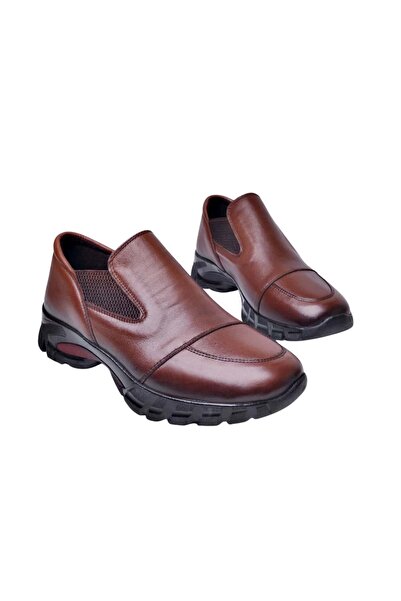 İskarpin Γυναικεία δερμάτινα παπούτσια Femi 890