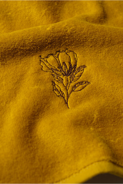 GAMA HOME 100% Cotton Embroidered Guest Towel 40*40 Set of 2 / Different Pattern Options