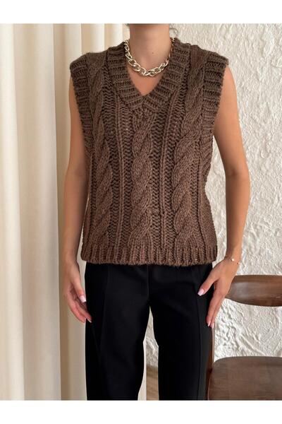 fujya Hand Knitted Viktoria Knitwear Sweater Brown