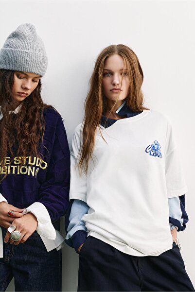 Pull & Bear Bilardo topu grafik baskılı t-shirt