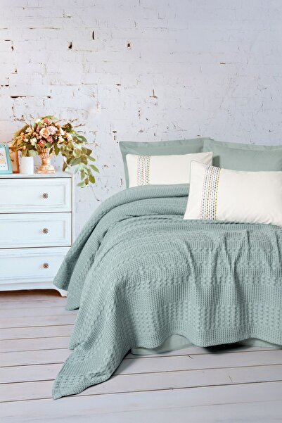 Cotton Box Aura Pike Team