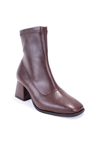 DAGOSTER DZA07-1277101 Cizme de damă clasice cu toc maro