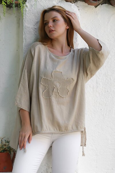 Chiccy Μπλούζα από οργανικό βαμβάκι μπεζ με λαιμόκοψη 3/4 μανίκια με διχτυωτή λεπτομέρεια και απλικέ στο πίσω μέρος, μακριά υφαντή μπλούζα oversize 70 68
