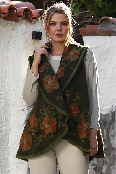 Chiccy İtalyan Haki Şal Yaka Kolsuz Dokulu Kapamasız Cepsiz Süzene Nakışlı Kaşe Dokuma Yelek 75 65