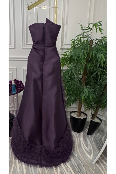 Diva style Embroidered Mikado evening dress