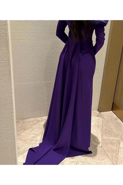 Fashion jewels Soft, elegant mauve dress