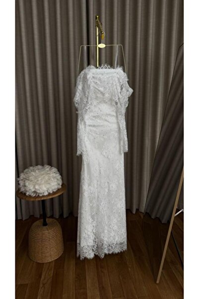 FAYD AL-JAWRI Soft long lace dress with sequins and lining