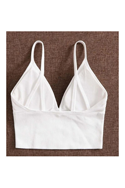 Fstyle A wire-free bra for everyday use, with an elegant design and a comfortable V-shaped feel in the front.