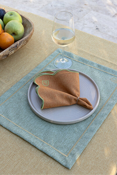 Eclectic Home 2 Pieces Placemat Set – Green with Yellow Border