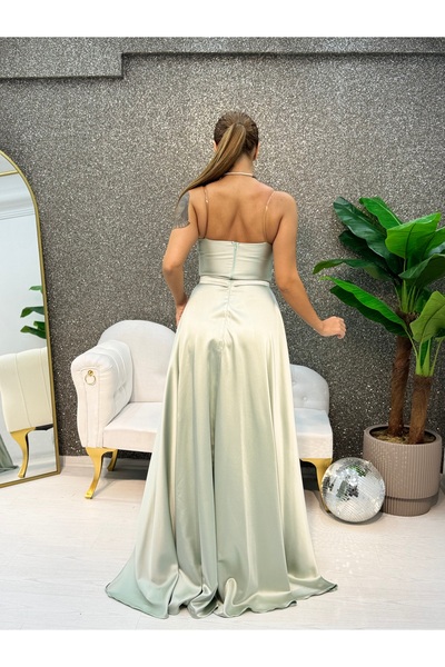 E&A Eren Abiye KALP YAKA DERİN YIRTMAÇLI SATEN ABİYE