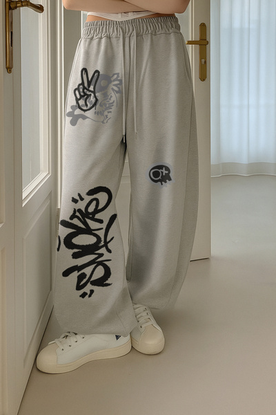 De Carte Grafiti Smk Axolotl Baskılı Oversize Geniş Paça Siyah&Gri Rahat Kesim Kadın Eşofman Altı