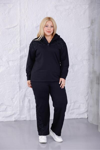 Siyezen Plus Size Embossed Floral Detailed Modal Fabric Suit