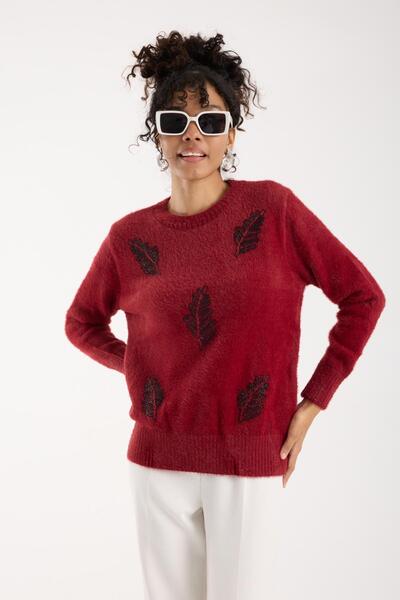 Moda Days Women's Burgundy Crew Neck Beaded Knitwear Sweater