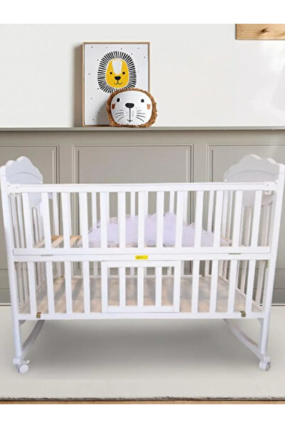 DEC34 Modern baby bed with a safe and gentle design