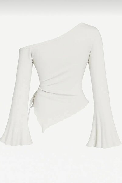 DİONNA Asymmetric Necklace, That Is, a Flexible Bluse with a Drawstring