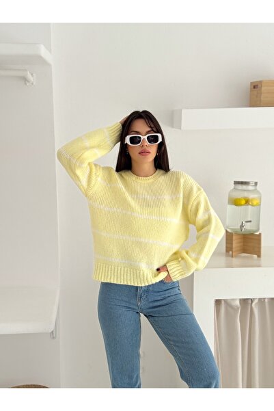 fiolin Soft Texture Crew Neck Striped Knitwear Sweater