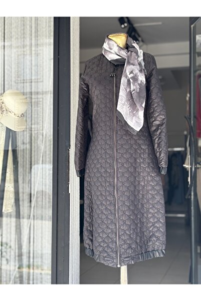 Butik Deri Görünümlü Kapitone Kap