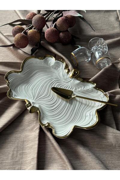 Meri Ev Gereçleri Albero Rectangular Gold Presentation Plate