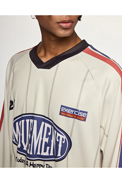 Minga London Retro Oversized Football Jersey |   V-Neck Forma