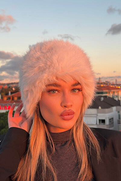 Mavelle Women's White Russian Style Kalpak |   Slavic, Mongolian Faux Fur Women's Hat