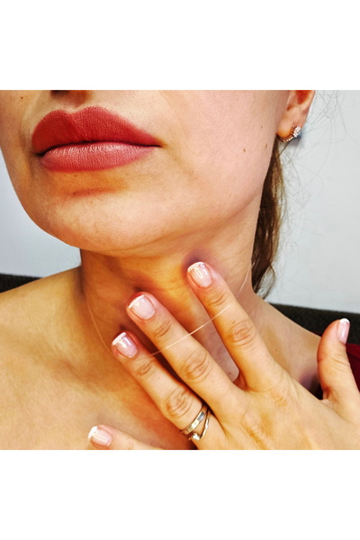 Wild Bracelets Necklace with transparent silicone thread, simple, with silver accessories and 40cm stainless steel chain