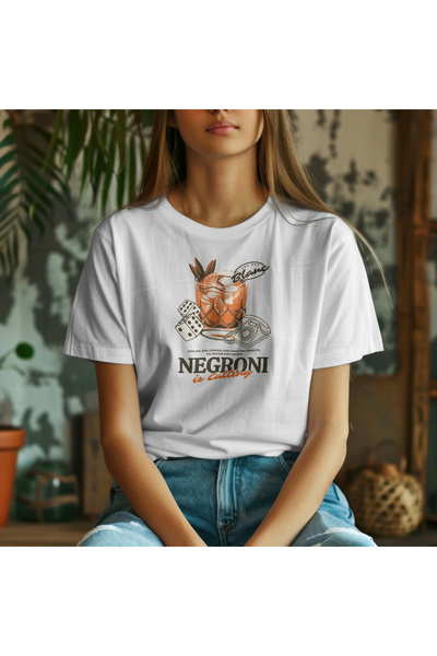 MAGORS Cupcake Printed Standard Mold Circle Neck Cotton Women's Tshirt